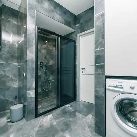 Luxury Arena Guliver Hotel apartamentowy Kijów
