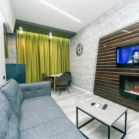 Luxury Arena Guliver 公寓式酒店 *